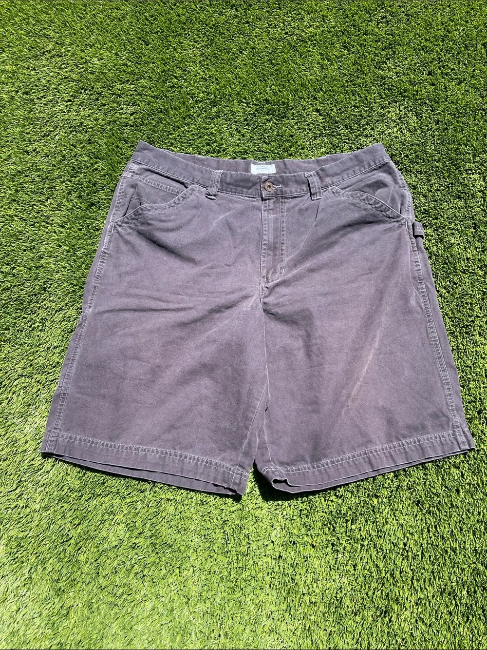 Old Navy Men's Cargo Gray Shorts - Comfortable Everyday Wear